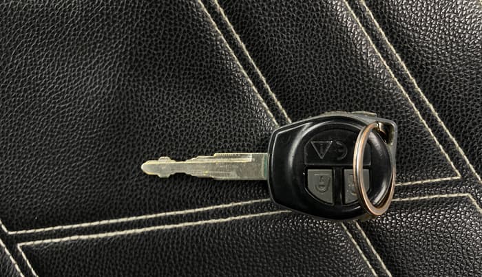 2019 Maruti Swift VXI AMT, Petrol, Automatic, 73,277 km, Key Close Up