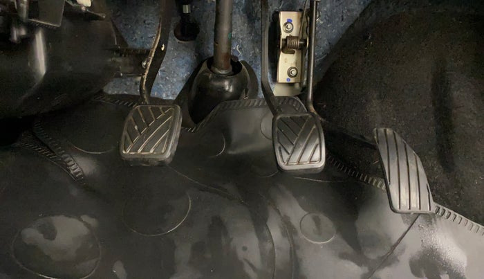 2018 Maruti Wagon R 1.0 VXI, Petrol, Manual, 14,219 km, Pedals