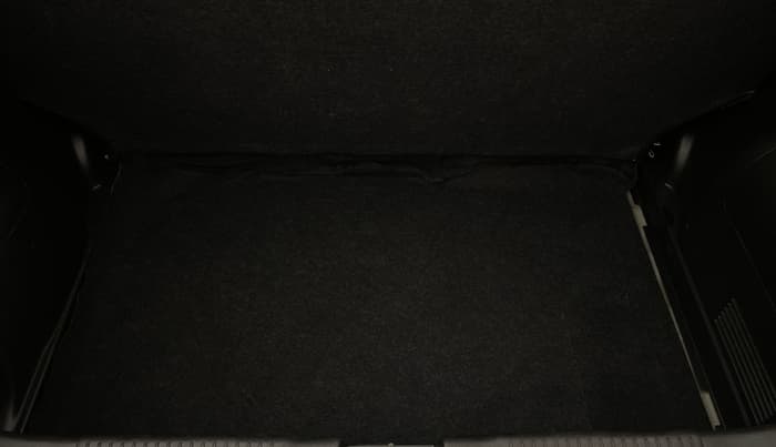 2021 Maruti Swift VXI AMT, Petrol, Automatic, 22,600 km, Boot Inside