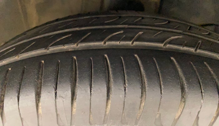 2018 Honda Amaze 1.2L I-VTEC V CVT, Petrol, Automatic, 56,385 km, Right Front Tyre Tread
