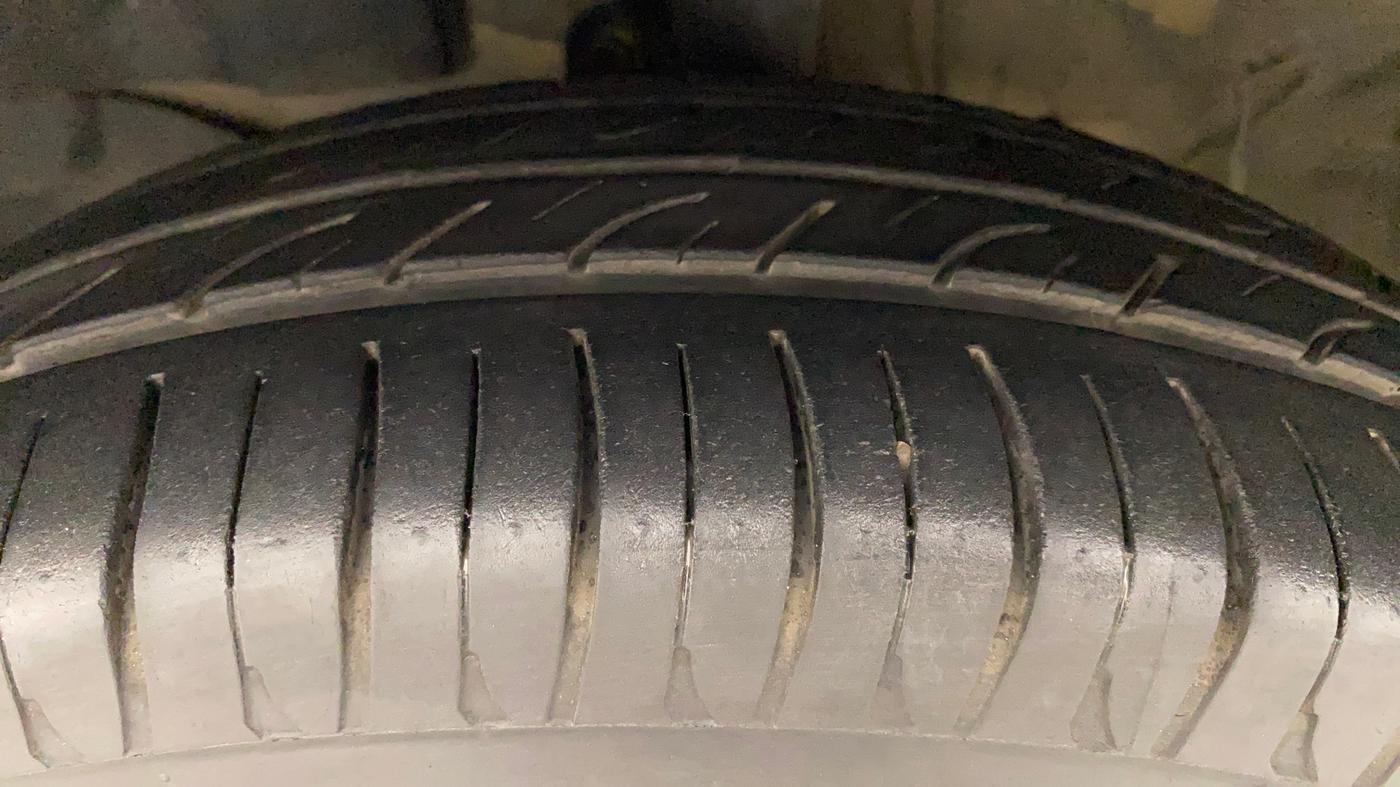 2018 Honda Amaze 1.2L I-VTEC V CVT, Petrol, Automatic, 56,385 km, Left Front Tyre Tread