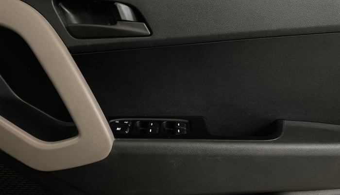 2017 Hyundai Creta E PLUS 1.6 PETROL, Petrol, Manual, 43,145 km, Driver Side Door Panels Control