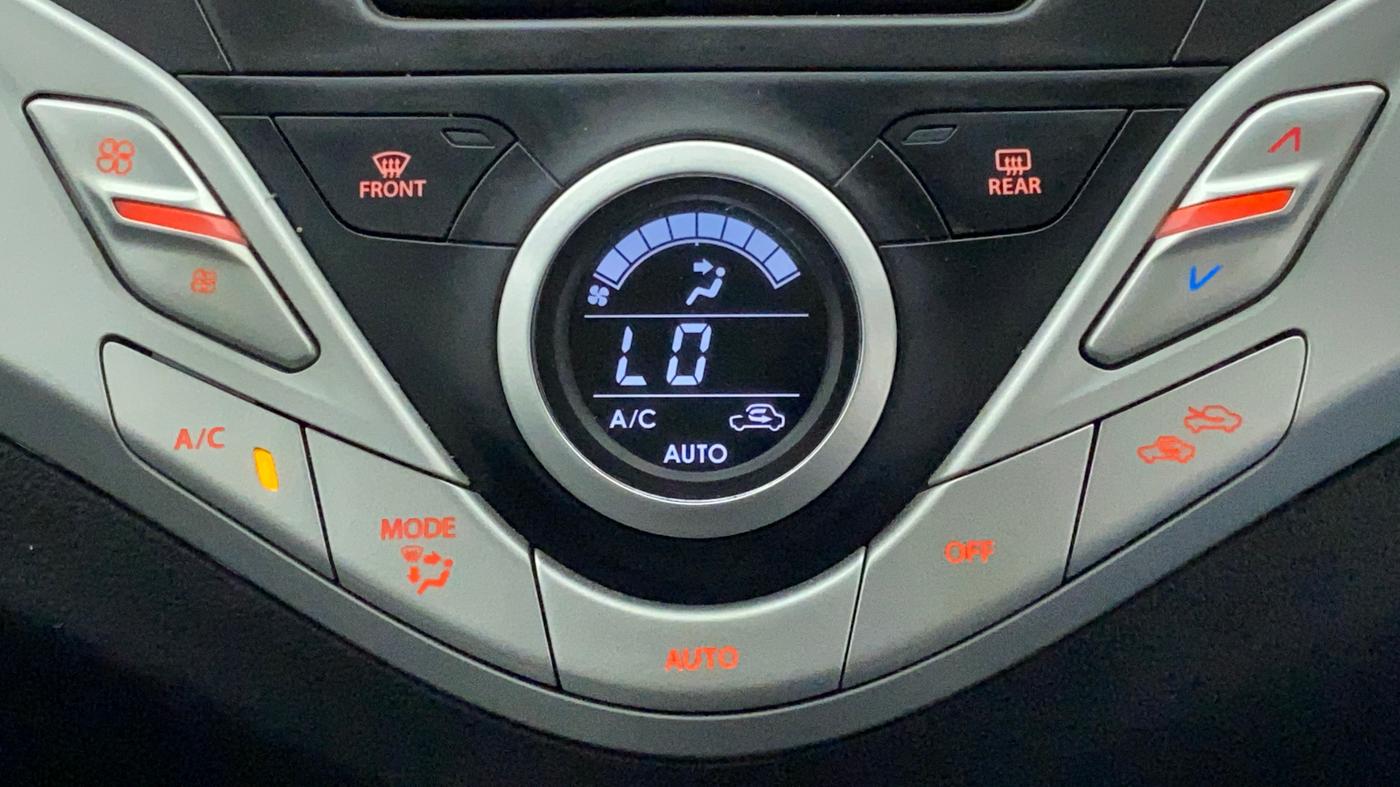 2017 Maruti Baleno DELTA 1.2 K12, Petrol, Manual, 35,814 km, Automatic Climate Control