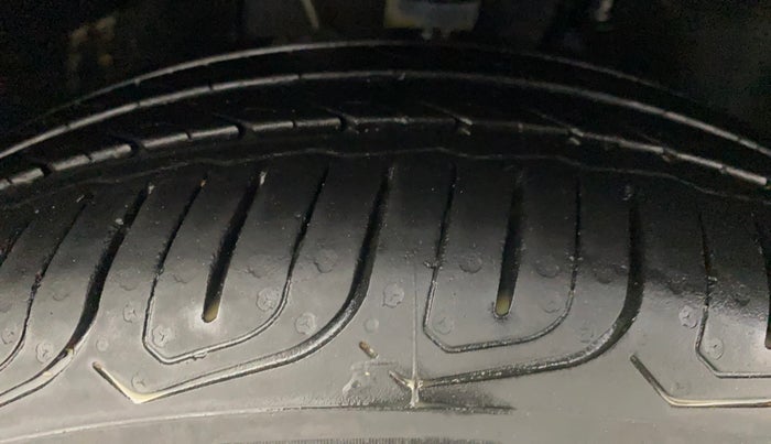 2022 Tata ALTROZ XZ PLUS PETROL, Petrol, Manual, 12,491 km, Right Front Tyre Tread