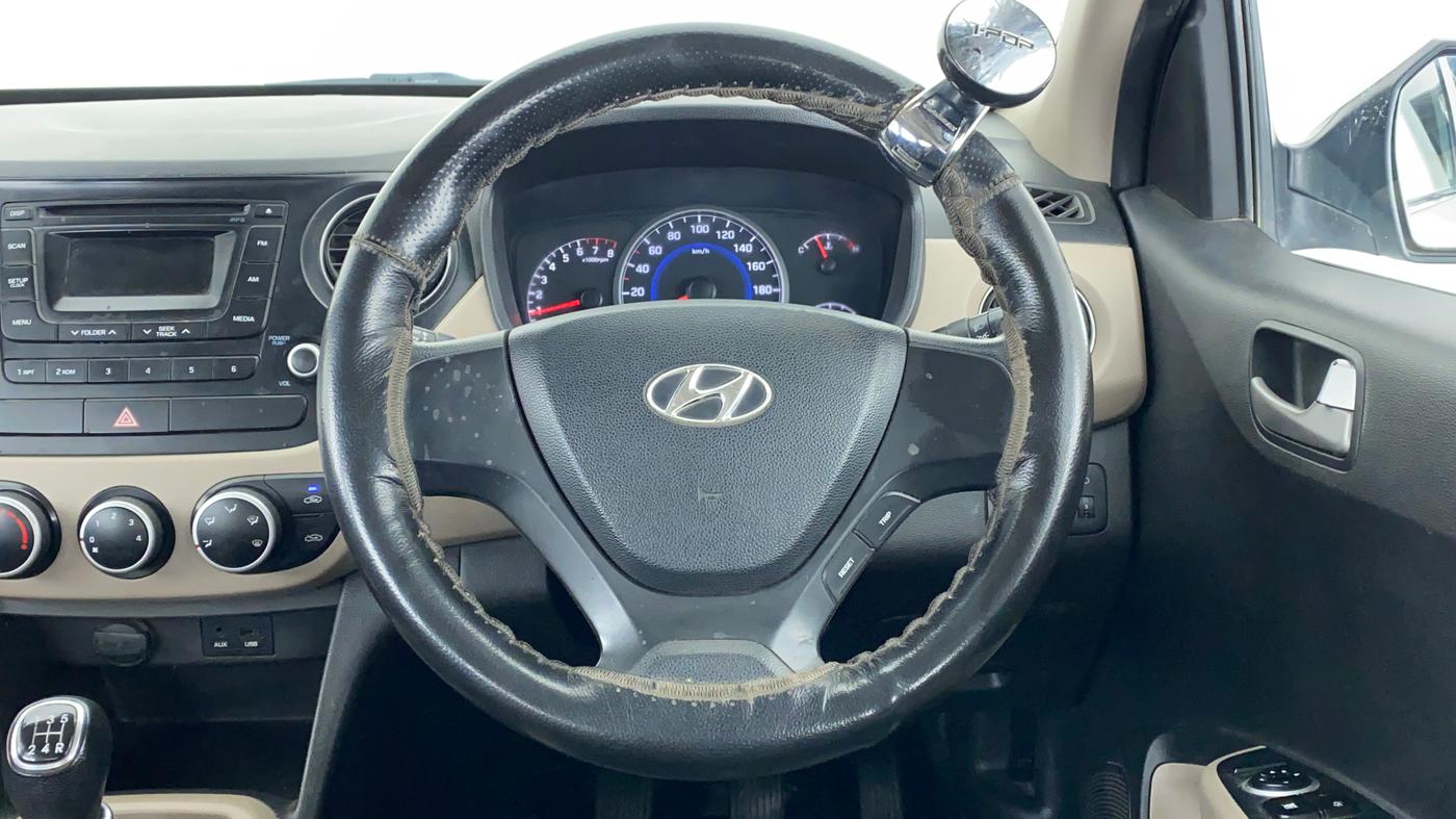 2013 Hyundai Grand i10 SPORTZ 1.2 KAPPA VTVT, Petrol, Manual, 64,735 km, Steering Wheel Close Up