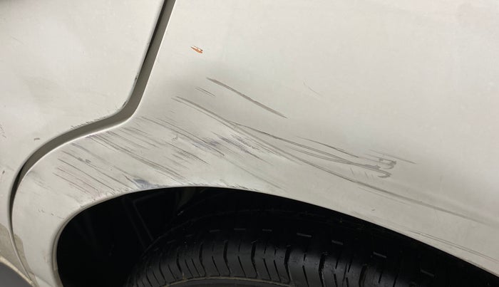 2014 Maruti Ritz ZXI, Petrol, Manual, 94,681 km, Left quarter panel - Minor scratches