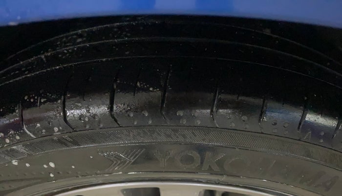 2019 Hyundai New Elantra 1.6 SX (O) AT DIESEL, Diesel, Automatic, 63,389 km, Left Front Tyre Tread