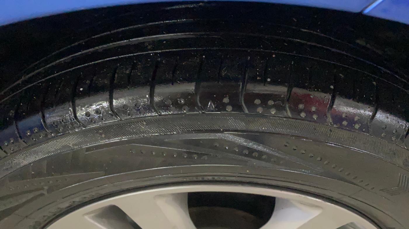 2019 Hyundai New Elantra 1.6 SX (O) AT DIESEL, Diesel, Automatic, 63,389 km, Right Front Tyre Tread