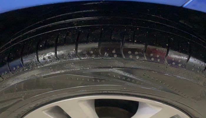 2019 Hyundai New Elantra 1.6 SX (O) AT DIESEL, Diesel, Automatic, 63,389 km, Right Front Tyre Tread