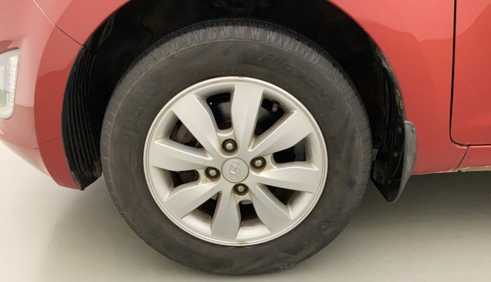 2014 Hyundai i20 SPORTZ 1.2, Petrol, Manual, 51,066 km, Left Front Wheel