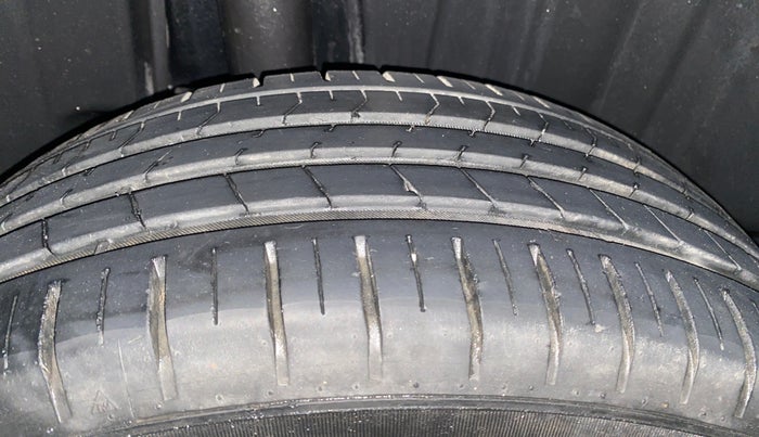 2023 Maruti Baleno ZETA PETROL 1.2, Petrol, Manual, 52,991 km, Right Rear Tyre Tread