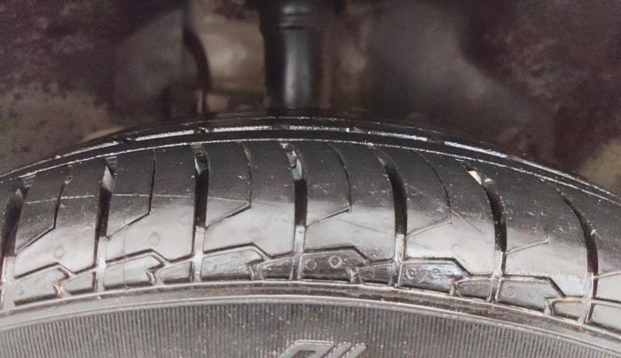 2016 Ford Ecosport TREND 1.5L PETROL, Petrol, Manual, 50,427 km, Right Front Tyre Tread