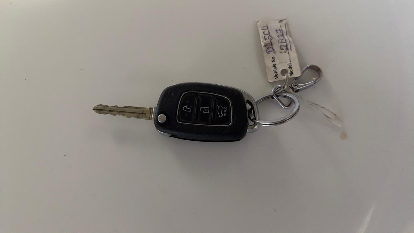 2022 Hyundai NEW I20 MAGNA 1.2 MT, Petrol, Manual, 70,002 km, Key Close Up