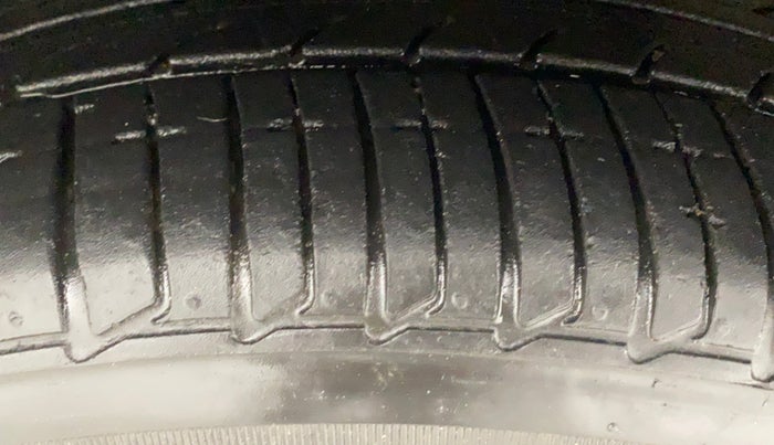 2022 Tata Tiago XZA PLUS PETROL, Petrol, Automatic, 44,447 km, Left Front Tyre Tread