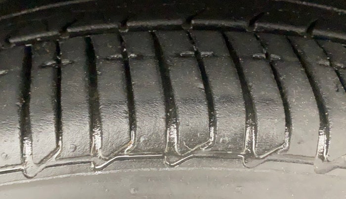 2022 Tata Tiago XZA PLUS PETROL, Petrol, Automatic, 44,447 km, Right Front Tyre Tread