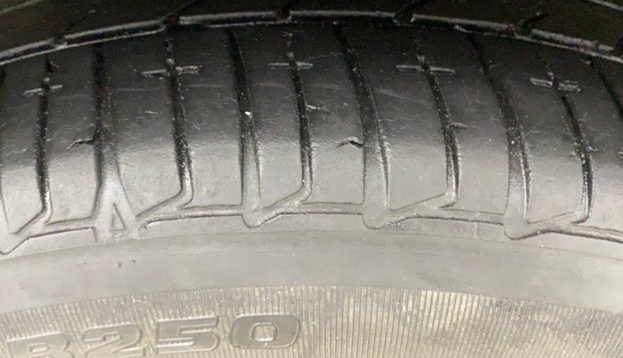 2022 Tata Tiago XZA PLUS PETROL, Petrol, Automatic, 44,447 km, Right Rear Tyre Tread