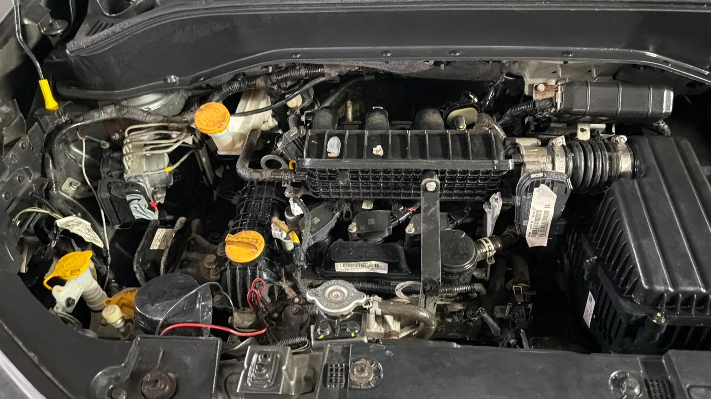 2023 Tata PUNCH PURE MT, Petrol, Manual, 34,157 km, Engine View - Right