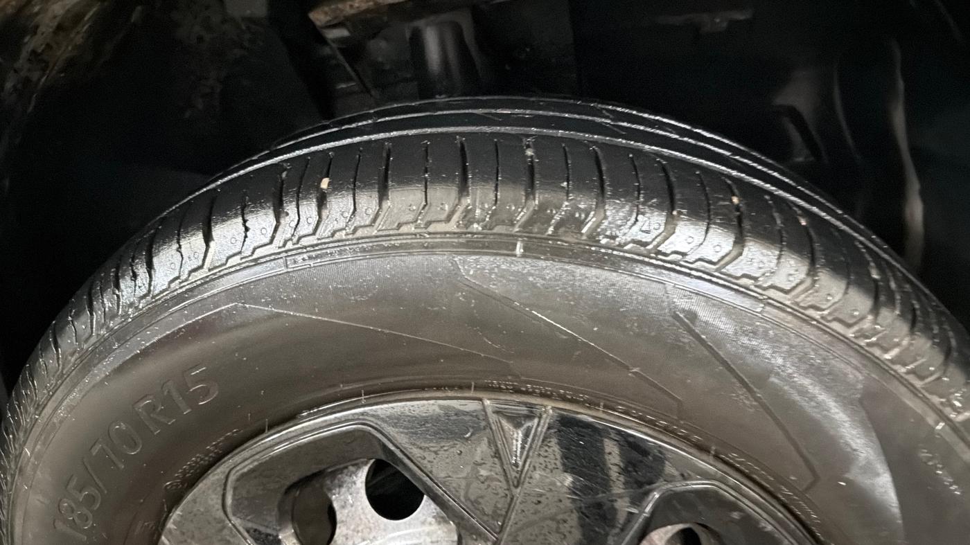 2023 Tata PUNCH PURE MT, Petrol, Manual, 34,157 km, Right Front Tyre Tread
