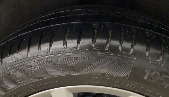 2021 Volkswagen Polo HIGHLINE PLUS 1.0, Petrol, Manual, 79,136 km, Left Rear Tyre Tread