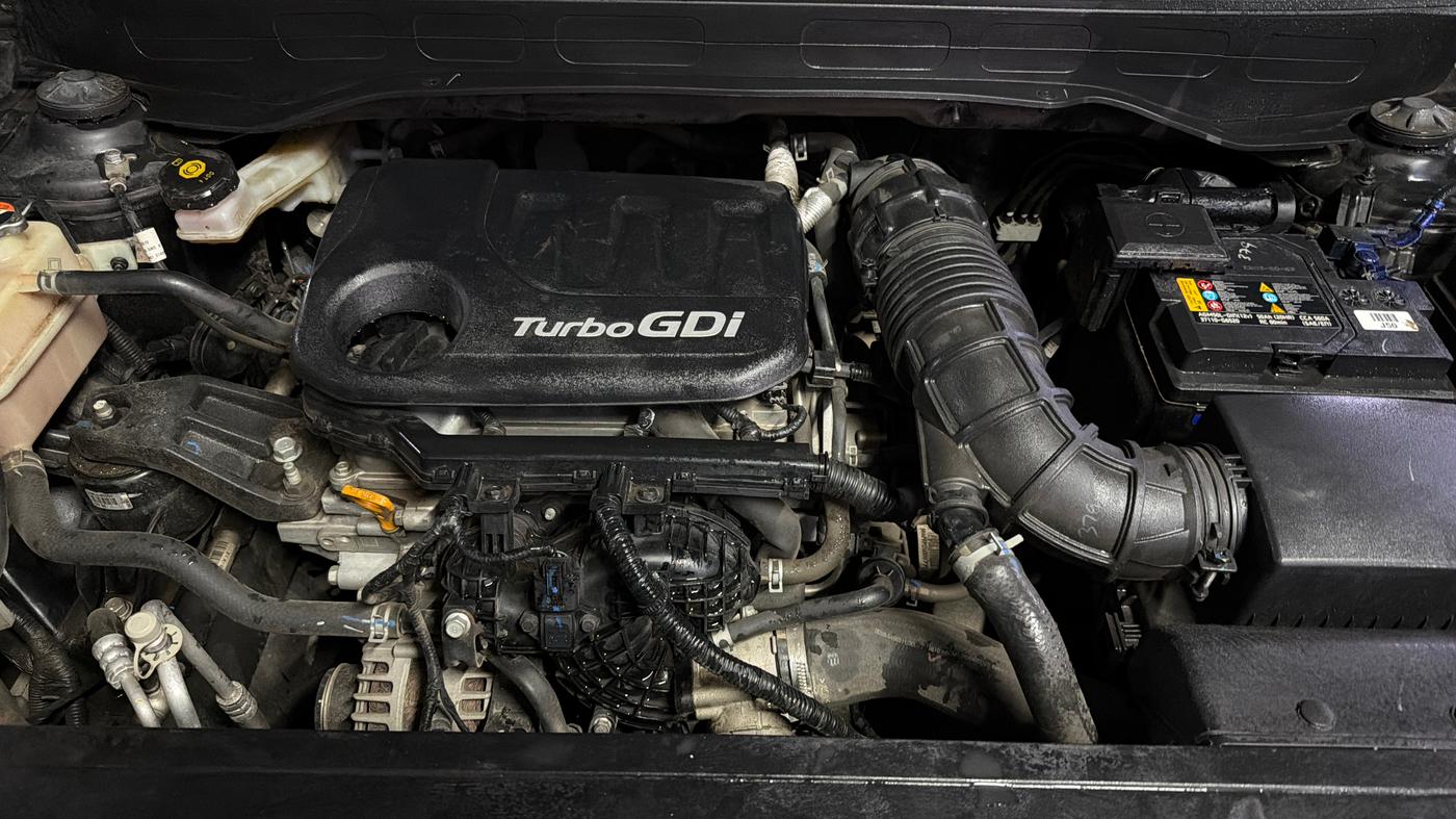 2023 Hyundai VENUE SX (O) 1.0 TURBO DCT, Petrol, Automatic, 64,119 km, Engine View