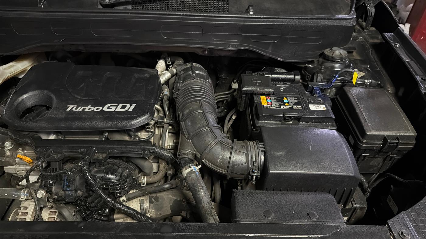2023 Hyundai VENUE SX (O) 1.0 TURBO DCT, Petrol, Automatic, 64,119 km, Engine View - Left