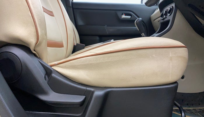 2019 Maruti Wagon R 1.0 VXI AMT, Petrol, Automatic, 91,732 km, Driver Side Adjustment Panel