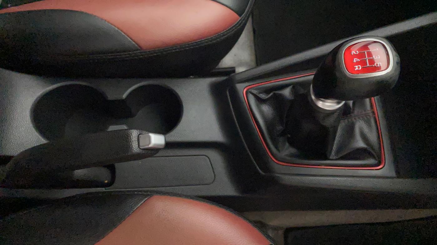 2018 Hyundai i20 Active 1.2 SX, Petrol, Manual, 57,569 km, Gear Lever
