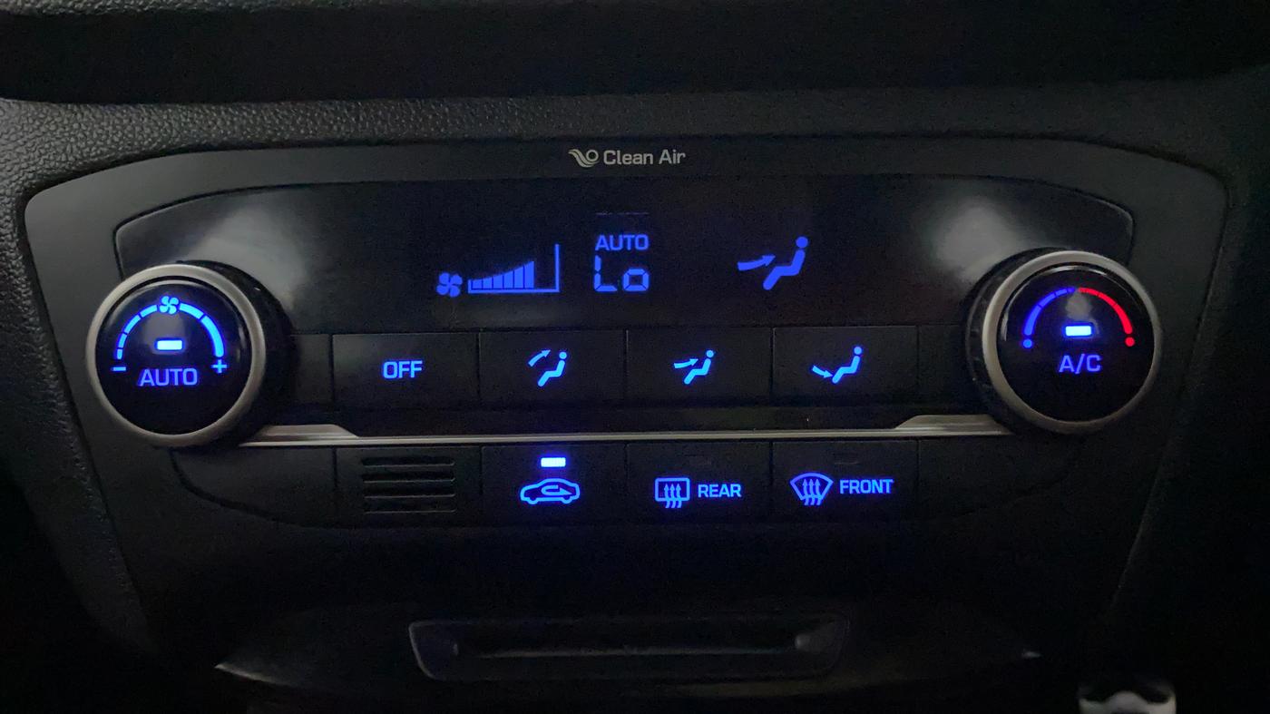 2018 Hyundai i20 Active 1.2 SX, Petrol, Manual, 57,569 km, Automatic Climate Control