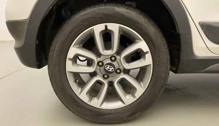 2018 Hyundai i20 Active 1.2 SX, Petrol, Manual, 57,569 km, Right Rear Wheel