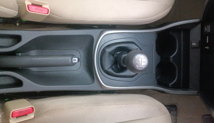 2019 Honda City 1.5L I-VTEC V MT, Petrol, Manual, 1,48,849 km, Gear Lever