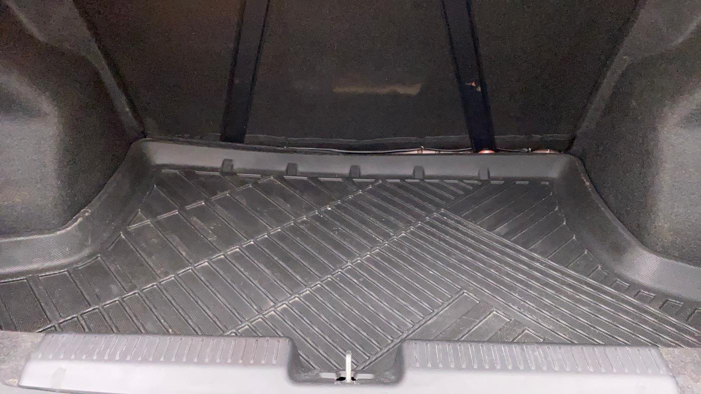 2020 Maruti Dzire VXI, Petrol, Manual, 30,466 km, Boot Inside