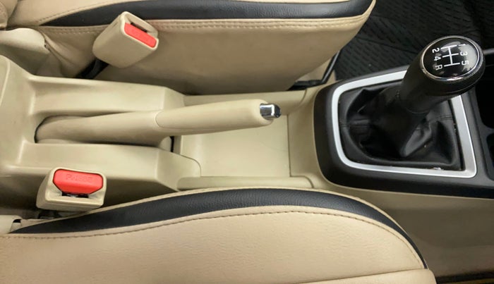 2020 Maruti Dzire VXI, Petrol, Manual, 30,466 km, Gear Lever