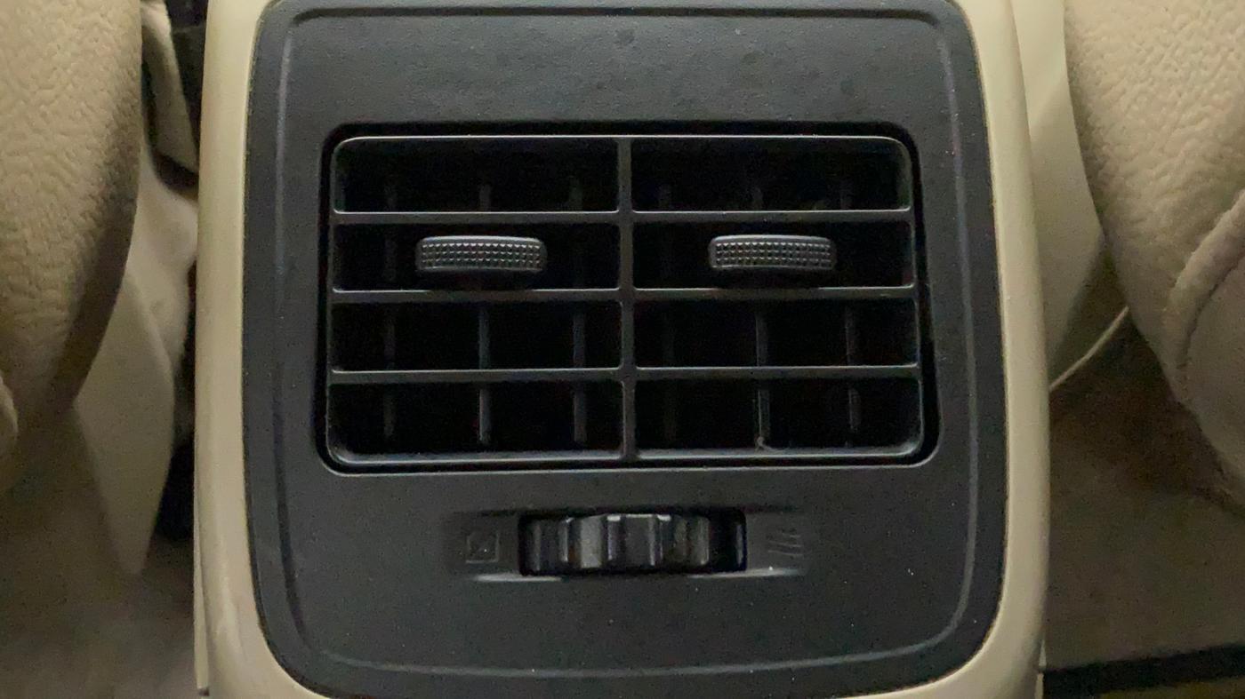 2020 Maruti Dzire VXI, Petrol, Manual, 30,466 km, Rear AC Vents