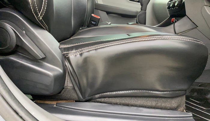 2021 Tata ALTROZ XM PLUS PETROL, Petrol, Manual, 7,310 km, Driver Side Adjustment Panel