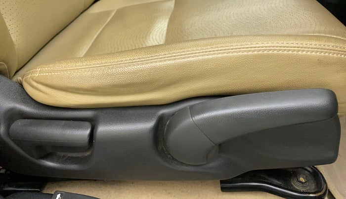 2014 Honda City 1.5L I-VTEC VX CVT, Petrol, Automatic, 49,432 km, Driver Side Adjustment Panel