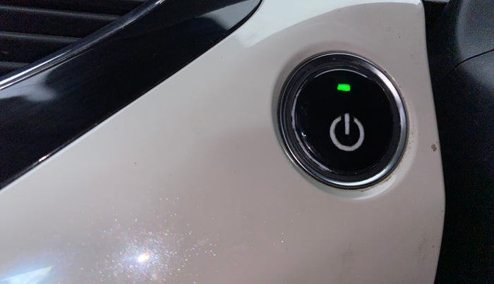 2020 Tata NEXON XZA PLUS (O) PETROL DUAL TONE, Petrol, Automatic, 82,057 km, Keyless Start/ Stop Button