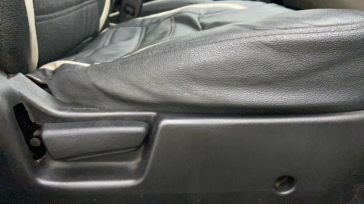 2019 Maruti Alto LXI, Petrol, Manual, 10,629 km, Driver Side Adjustment Panel
