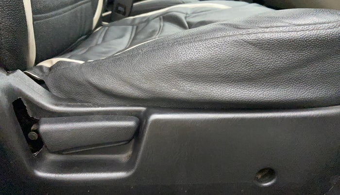 2019 Maruti Alto LXI, Petrol, Manual, 10,629 km, Driver Side Adjustment Panel