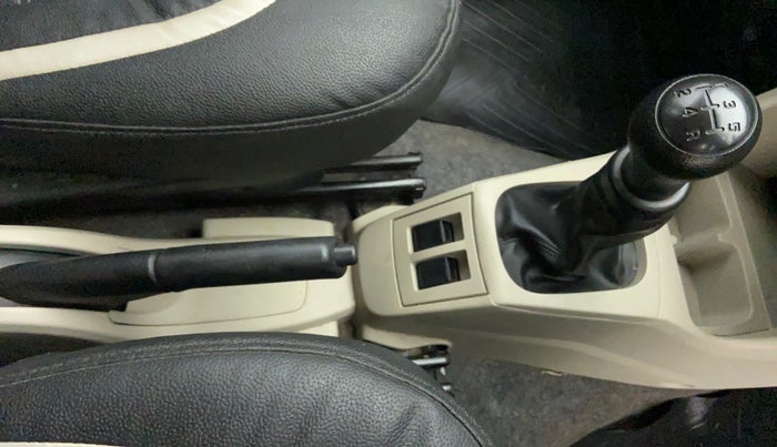 2019 Maruti Alto LXI, Petrol, Manual, 10,629 km, Gear Lever