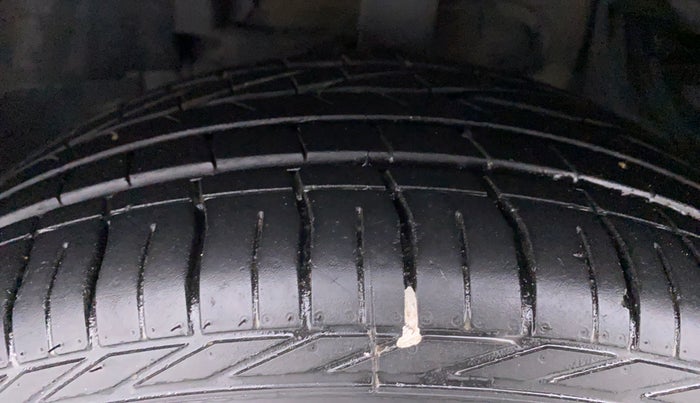 2021 Tata NEXON XZ+ SUNROOF 1.5 RTQ, Diesel, Manual, 16,948 km, Left Front Tyre Tread