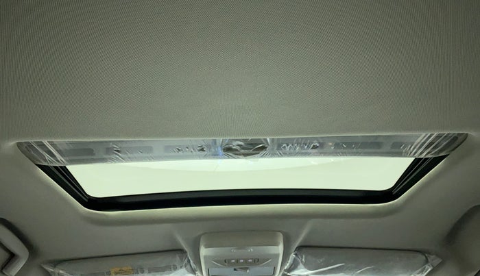 2021 Tata NEXON XZ+ SUNROOF 1.5 RTQ, Diesel, Manual, 16,948 km, Moonroof/ Sunroof