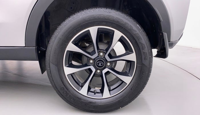 2021 Tata NEXON XZ+ SUNROOF 1.5 RTQ, Diesel, Manual, 16,948 km, Left Rear Wheel