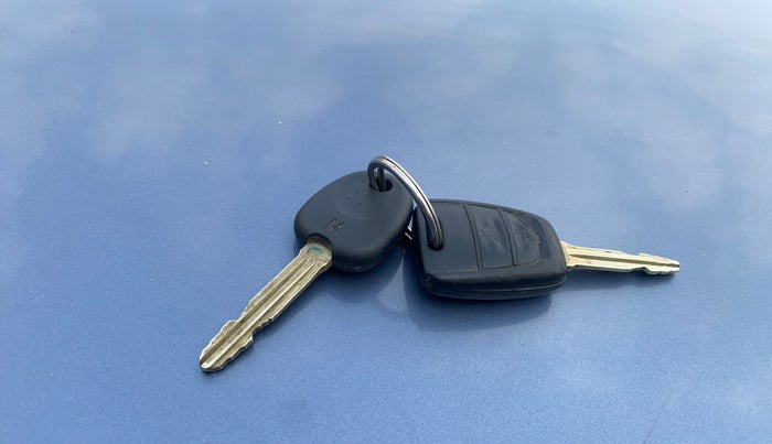 2016 Hyundai Grand i10 SPORTZ 1.2 KAPPA VTVT, Petrol, Manual, 36,850 km, Key Close Up