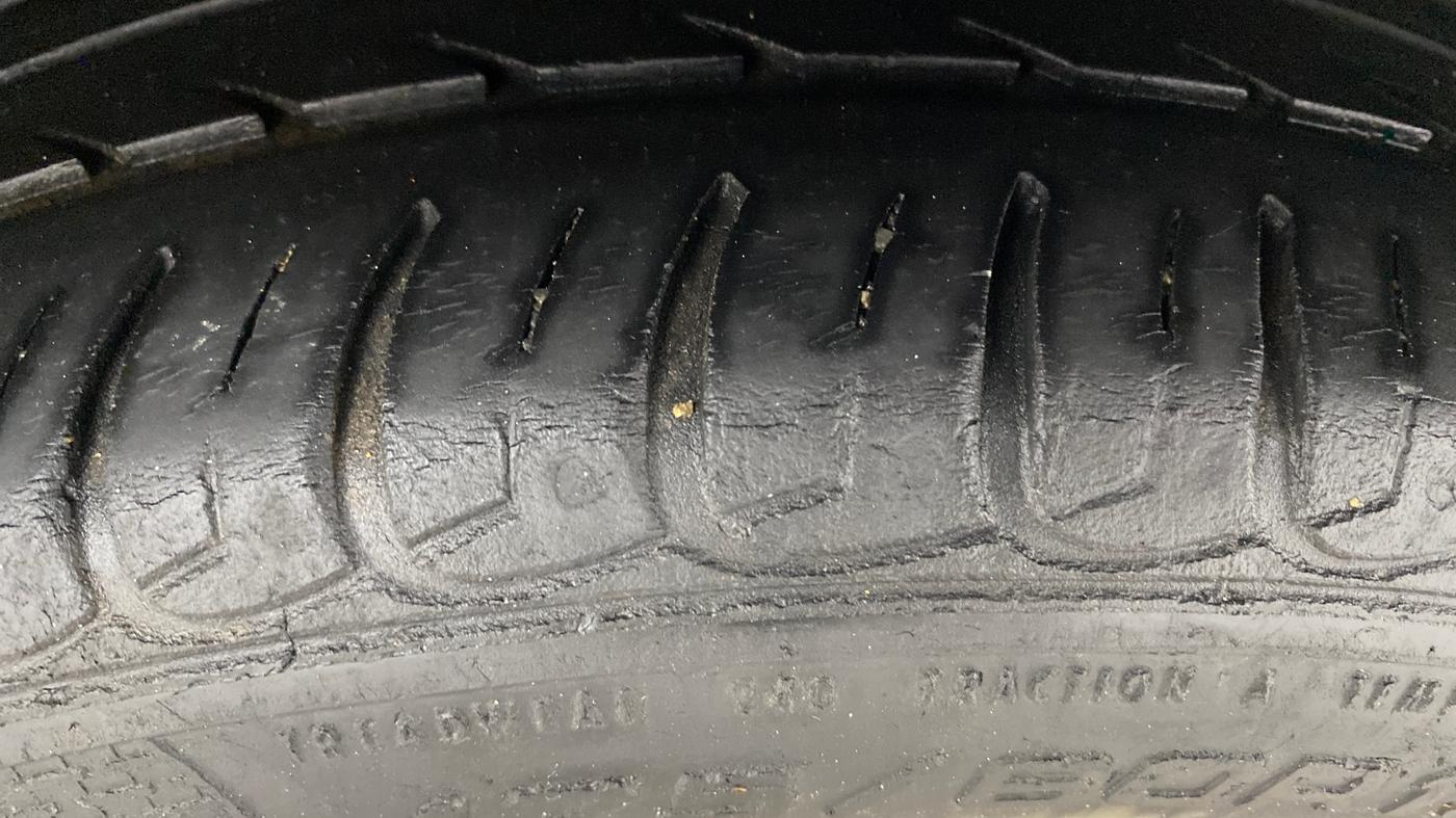 2015 Hyundai Xcent SX AT 1.2 (O), Petrol, Automatic, 50,093 km, Left Rear Tyre Tread