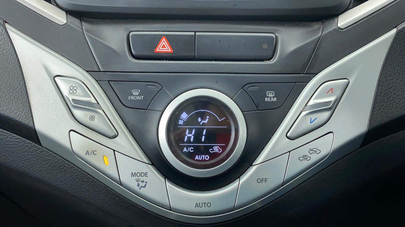 2017 Maruti Baleno DELTA PETROL 1.2, Petrol, Manual, 32,550 km, Automatic Climate Control