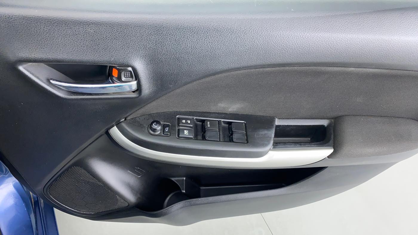 2017 Maruti Baleno DELTA PETROL 1.2, Petrol, Manual, 32,550 km, Driver Side Door Panels Control