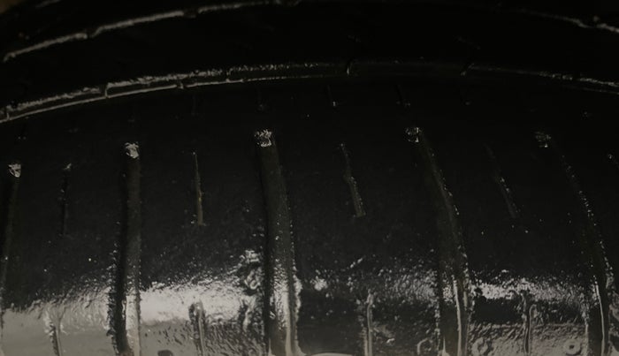 2014 Hyundai Grand i10 SPORTZ AT 1.2 KAPPA VTVT, Petrol, Automatic, 48,420 km, Left Front Tyre Tread