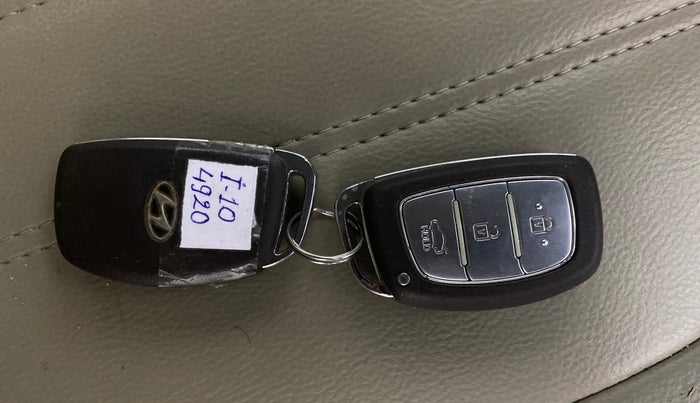 2014 Hyundai Grand i10 SPORTZ AT 1.2 KAPPA VTVT, Petrol, Automatic, 48,420 km, Key Close Up