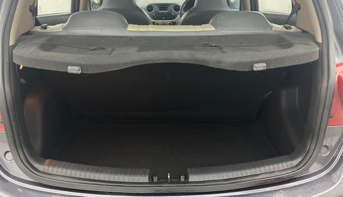 2014 Hyundai Grand i10 SPORTZ AT 1.2 KAPPA VTVT, Petrol, Automatic, 48,420 km, Boot Inside