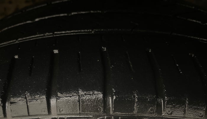 2014 Hyundai Grand i10 SPORTZ AT 1.2 KAPPA VTVT, Petrol, Automatic, 48,420 km, Right Front Tyre Tread